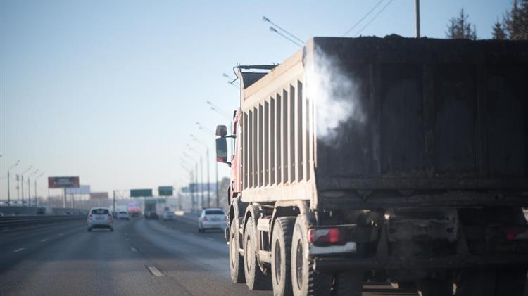 Ενισχύεται η διαφάνεια στις μεταφορές: Ενιαία μεθοδολογία εκπομπών CO2