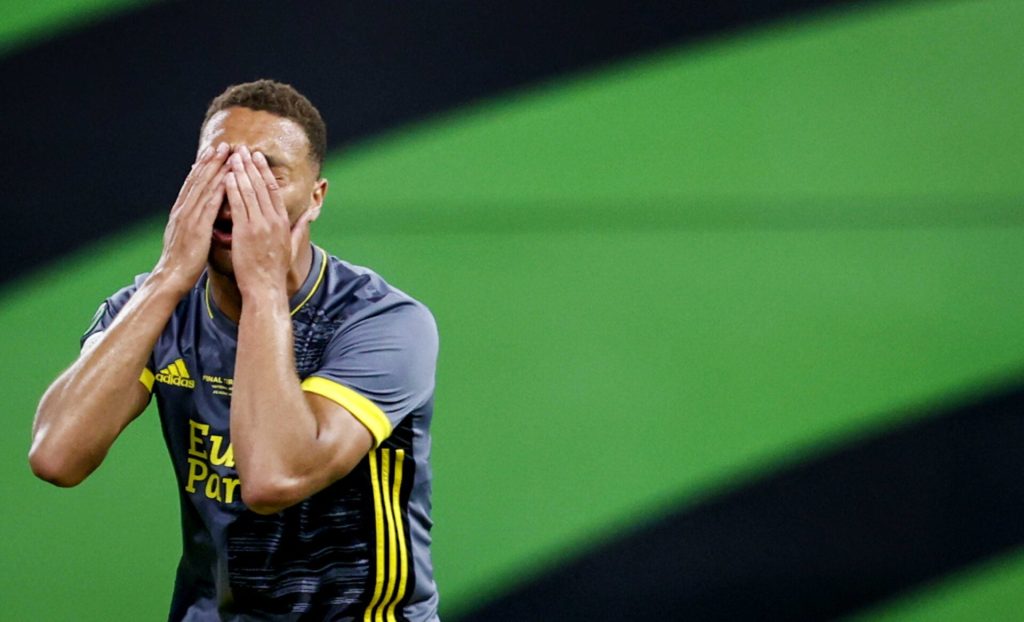 Σε μαγνητική υποβάλλεται την Πρωτοχρονιά ο Ντέσερς για να διαπιστωθεί τι συμβαίνει στον μηρό του