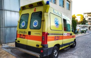 Χτύπησαν με πέτρα εργαζόμενο απορριμματοφόρου στις Αχαρνές