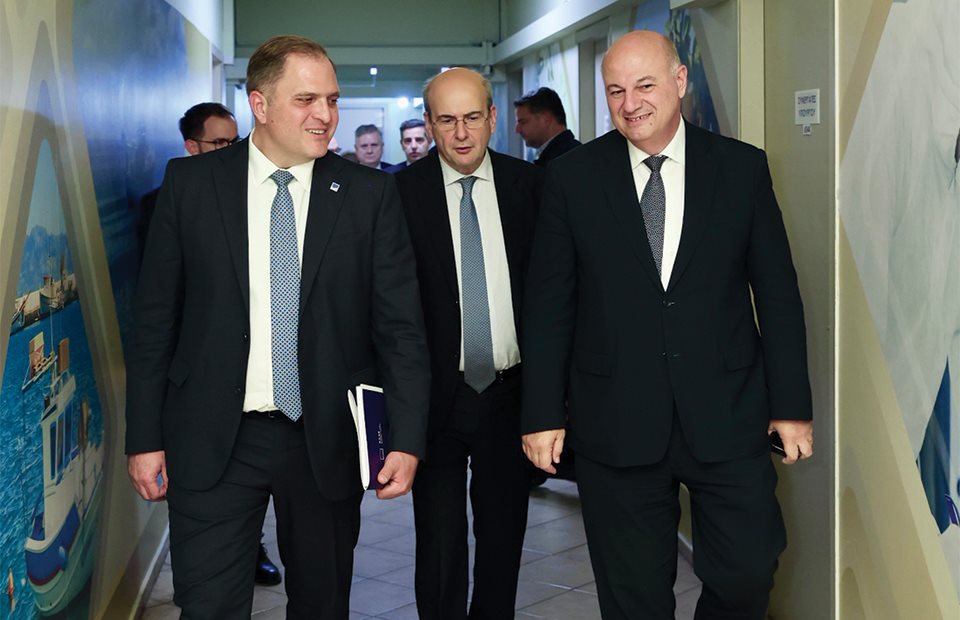 Χρήμα μπαίνει, χρήμα βγαίνει