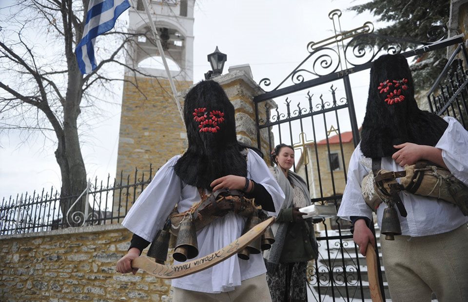 Τα Μπαμπαλιούρια βγαίνουν Πρωτοχρονιά