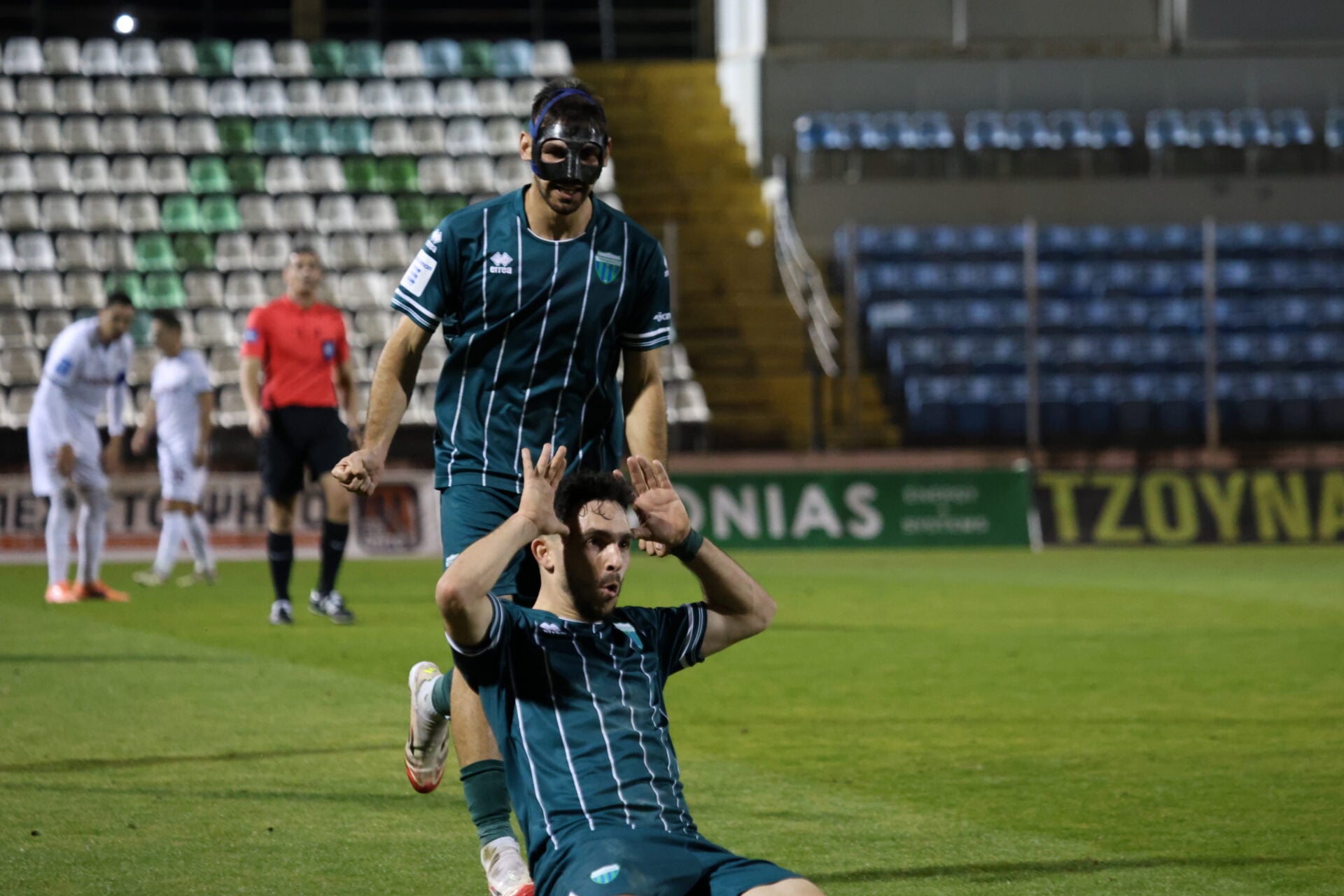 «Κλείνει το μάτι στην Ευρώπη ο Λεβαδειακός», 3-0 την ΑΕΛ