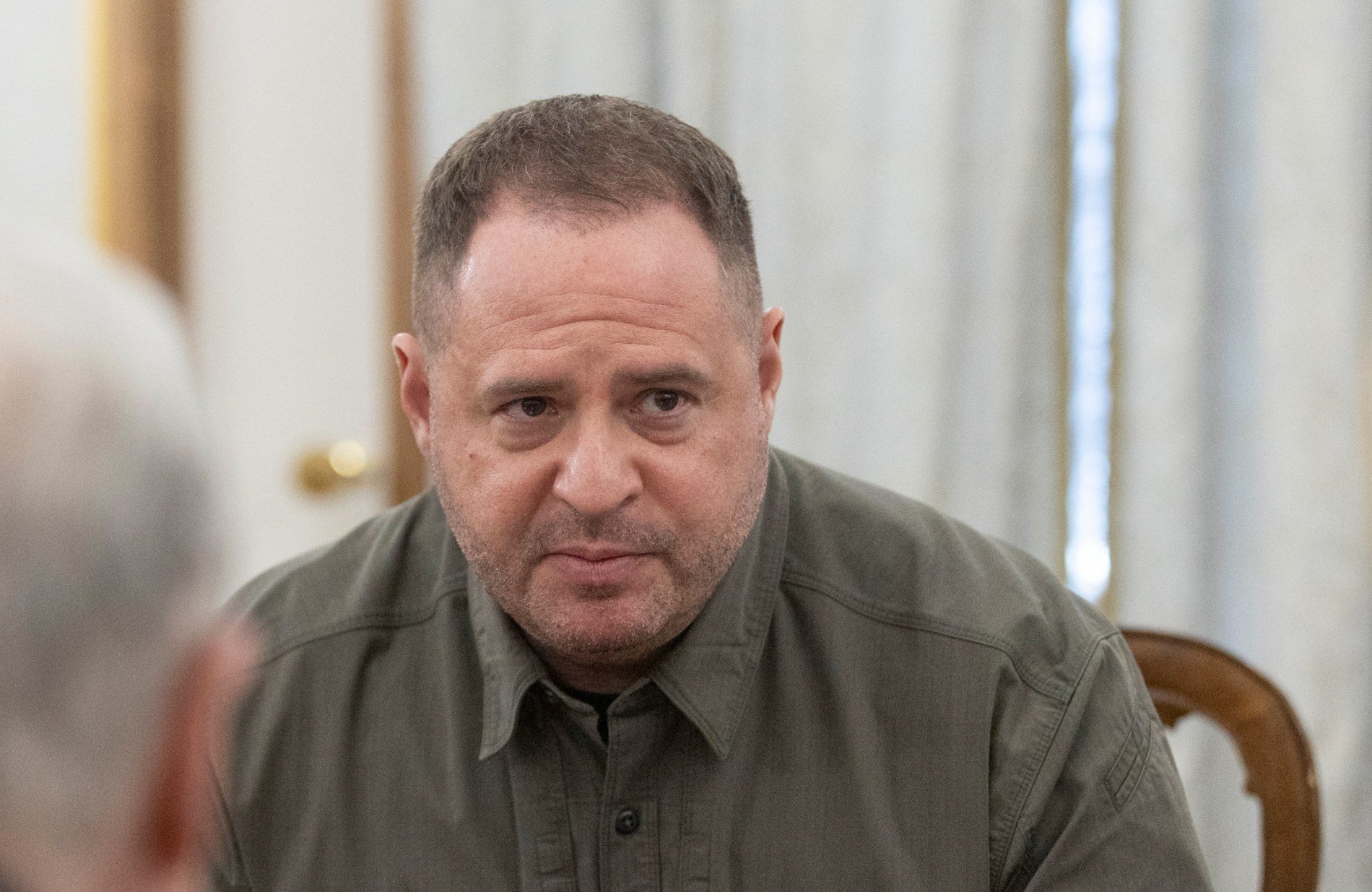 Κρίση υστερίας έπαθε το «δεξί χέρι» του Ζελένσκι!