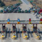 Σωρεία καταγγελιών για διόδια στα μπλόκα