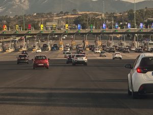 Εθνική Οδός Αθηνών - Λαμίας: Φωτιά εν κινήσει σε φορτηγό - Διεκόπη η κυκλοφορία