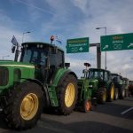 Κακοφορμίζει η κόντρα αγροτών - κυβέρνησης, η προπαγάνδα παίρνει τη μορφή διώξεων εις βάρος όσων αντιδρούν