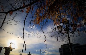 Καιρός: Πού θα εκδηλωθούν πρόσκαιρες τοπικές βροχές