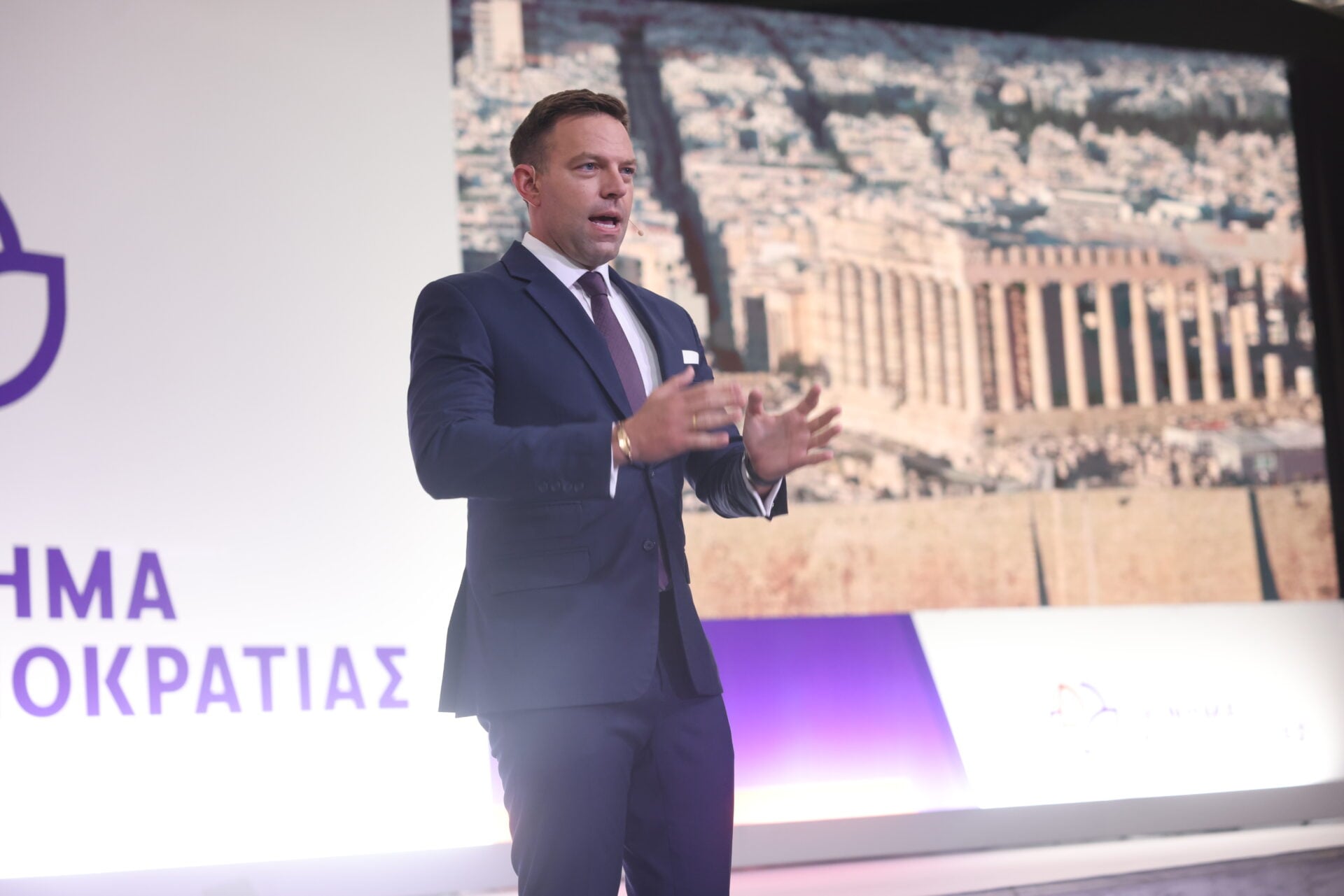 Ανοιχτό το ενδεχόμενο να κλείσει το κόμμα του αφήνει ο Κασελάκης