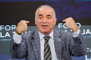 Ρωσία: Ένταλμα σύλληψης κατά του πρώην παγκόσμιου πρωταθλητή σκακιού Γκάρι Κασπάροφ!