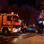 Τρόμος στο Γαλάτσι: Φωτιά έκαψε αυτοκίνητα και μηχανές