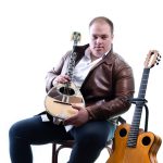 Μιχάλης Παούρης: Τιμήθηκε από την Ακαδημία Αθηνών ο σολίστ του μπουζουκιού