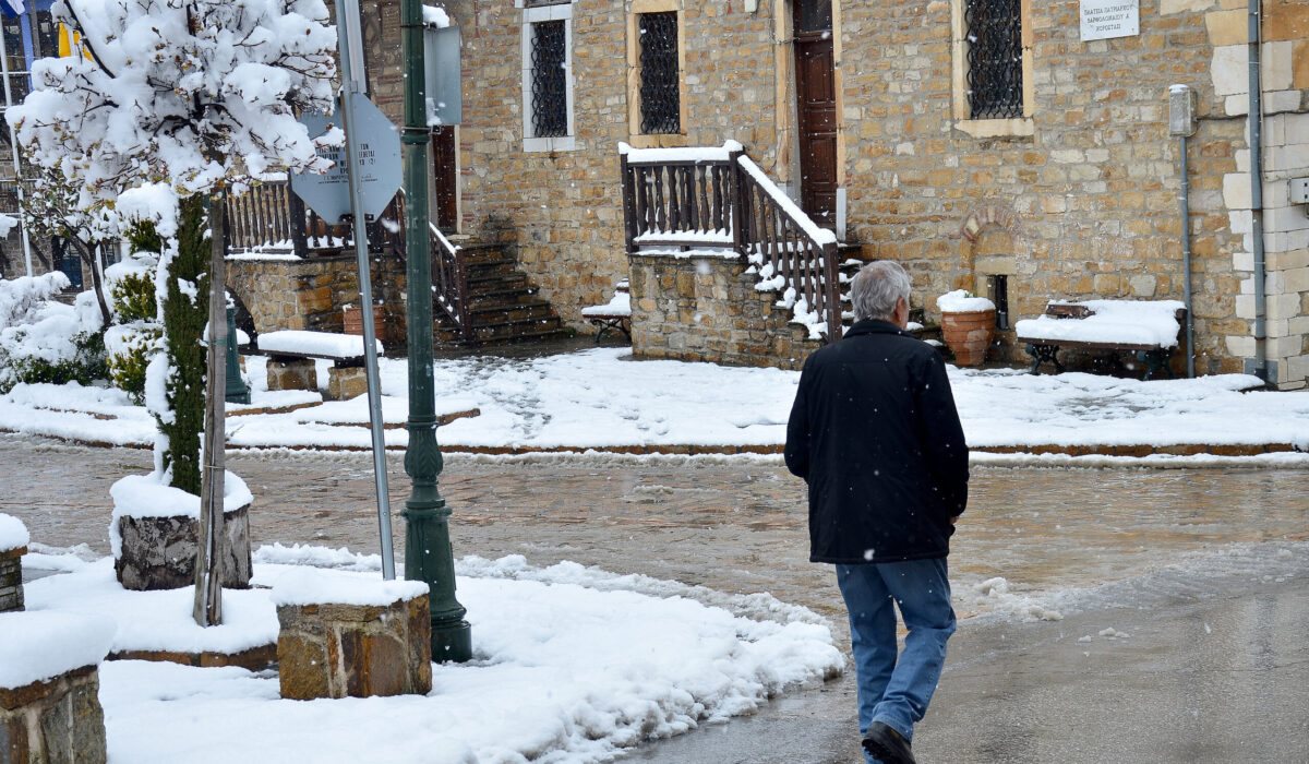Με παγωνιά και χιόνια ο καιρός την Πρωτοχρονιά
