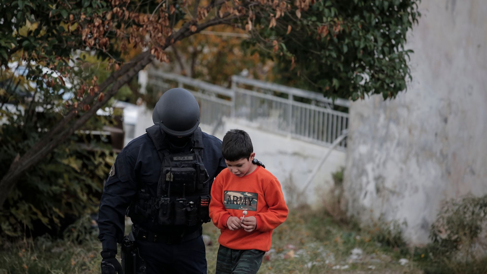 Πάτρα: Κύκλωμα Ρομά έβαζε ανήλικα να κάνουν κλοπές