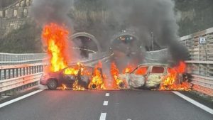 Κινηματογραφική ληστεία χρηματαποστολής στην Ιταλία