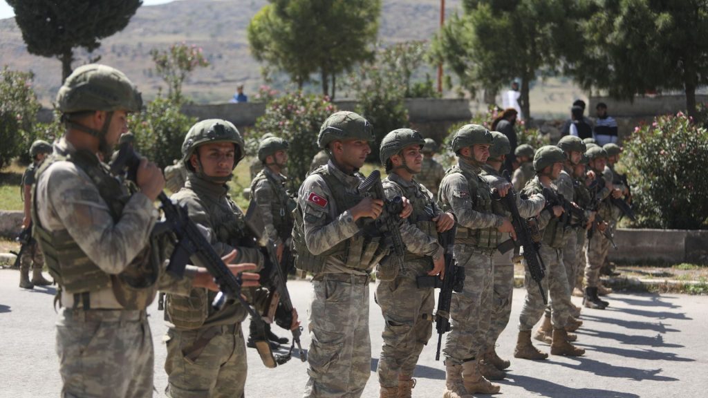 Γιατί αυξάνεται ο αριθμός των αυτοκτονιών στον τουρκικό στρατό;