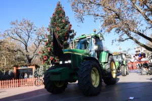 Αγρότες: Κρίσιμες αποφάσεις για τα μπλόκα - Επιφυλακτικοί για τις εξαγγελίες Τσιάρα