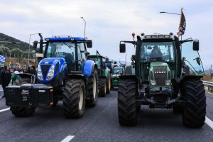 ΚΚΕ για αγρότες: «Η κυβέρνηση θα φάει τα μούτρα της»