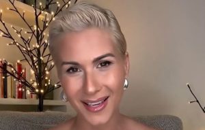 Η συγκλονιστική εξομολόγηση της Άννας Κανδαράκη: «Πολεμούσα με μια πολύ σκληρή νόσο για δεύτερη φορά, ήθελα να βγάλω την περούκα από το κεφάλι μου»