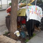 Θεσσαλονίκη: Αντιδράσεις για απομάκρυνση ηλικιωμένου αστέγου