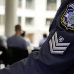 Ένας αστυνομικός στη φυλακή και άλλοι δύο ελεύθεροι με όρους για χρηματισμό σε παραβάσεις του ΚΟΚ στην Χαλκιδική