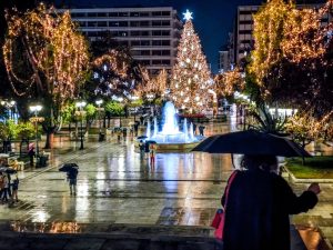 Αθήνα: Νύχτα με καταρρακτώδη βροχή – Έρχονται ισχυρότερα φαινόμενα από Πέμπτη έως Σάββατο