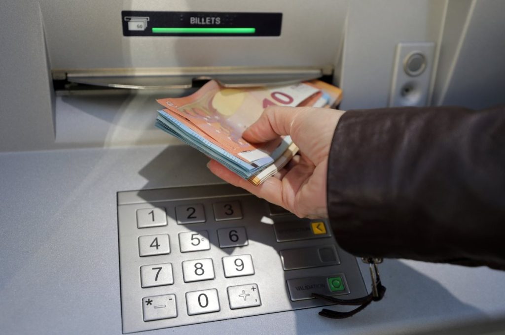 Εξισωτική, Μέτρο 23,  παλαιά υπόλοιπα ΠΑΑ,  έκτακτες ενισχύσεις σε  αιγοπροβατοτρόφους,  600 εκατ. πληρωμές  μέχρι να βγει το 2025