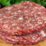 Ο ΕΦΕΤ ανακαλεί κατεψυγμένο μπιφτέκι, λόγω σαλμονέλας