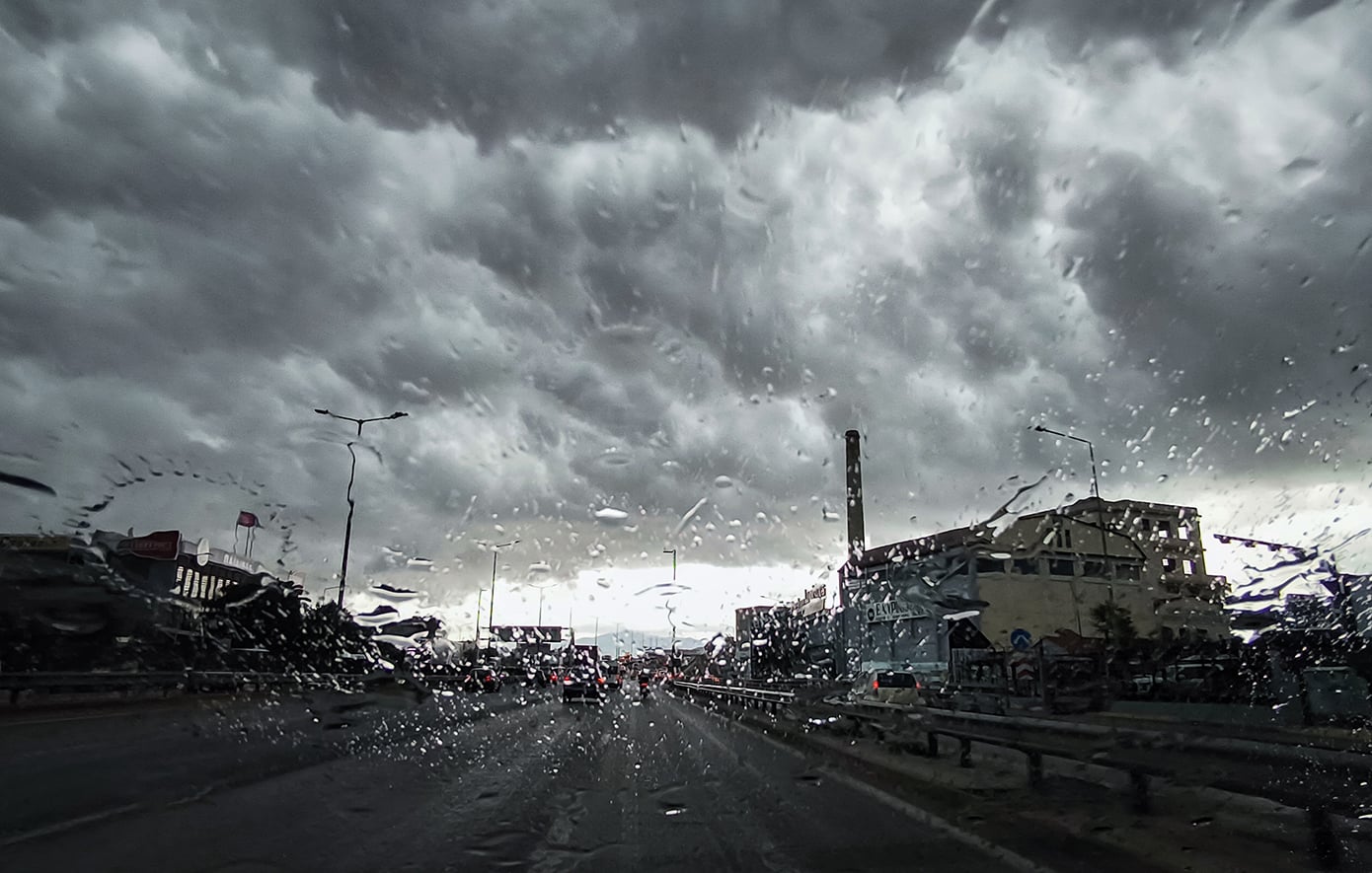 Για επικίνδυνα φαινόμενα προειδοποιεί η ΕΜΥ: Κακοκαιρία από την Πέμπτη με ισχυρές βροχές και καταιγίδες