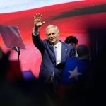 Νέος πρόεδρος της Χιλής ο ακροδεξιός Χοσέ Αντόνιο Καστ – Υπόσχεται να αποκαταστήσει «την τήρηση του νόμου»