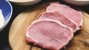 Κατρακύλα στις τιμές χοιρινού στην ΕΕ λόγω αυξημένης παραγωγής και ασθενικής ζήτησης