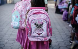 Σχολεία: Πότε θα κλείσουν για Χριστούγεννα και πότε ανοίγουν ξανά