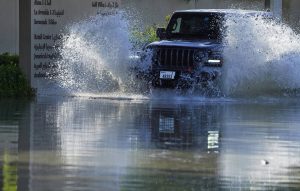 Ισχυρές καταιγίδες απειλούν το Ντουμπάι