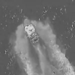 Τρία αεροπορικά πλήγματα των ΗΠΑ εναντίον ταχύπλοων στον ανατολικό Ειρηνικό – Οκτώ νεκροί