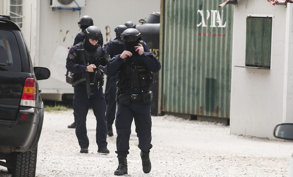 Μεγάλη επιχείρηση της ΕΛΑΣ για σπείρα που έκανε κλοπές και διαρρήξεις - 11 προσαγωγές