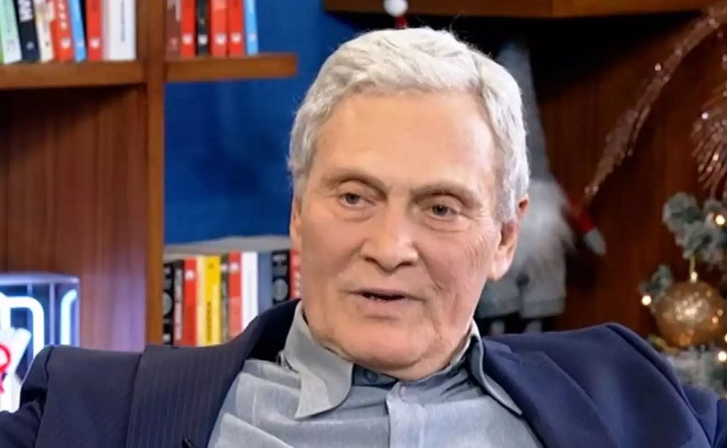 Στο αποτεφρωτήριο της Ριτσώνας το τελευταίο αντίο στον Αλμπέρτο Εσκενάζυ