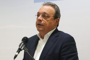 Φάμελλος: Η κυβέρνηση βάζει λουκέτο σε 204 ΕΛΤΑ για να εξυπηρετήσει ιδιωτικά συμφέροντα