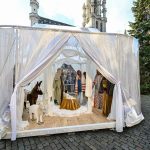 Σάλος στην Ευρώπη: Χωρίς κεφάλι το Θείο Βρέφος στη φάτνη των Βρυξελλών