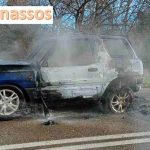 Τραγωδία στη Φωκίδα: Άνδρας κάηκε μέσα στο αυτοκίνητο του και την ίδια ώρα καιγόταν το σπίτι του