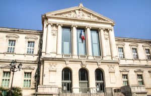 Νταντά στην Γαλλία δηλητηρίασε τους εργοδότες της, λόγω αντισημιτισμού