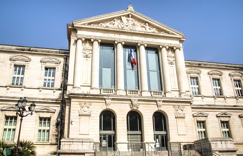 Νταντά στην Γαλλία δηλητηρίασε τους εργοδότες της, λόγω αντισημιτισμού