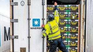 Η ΕΕ ενισχύει τους ελέγχους εισαγωγών τροφίμων, ζώων και φυτών