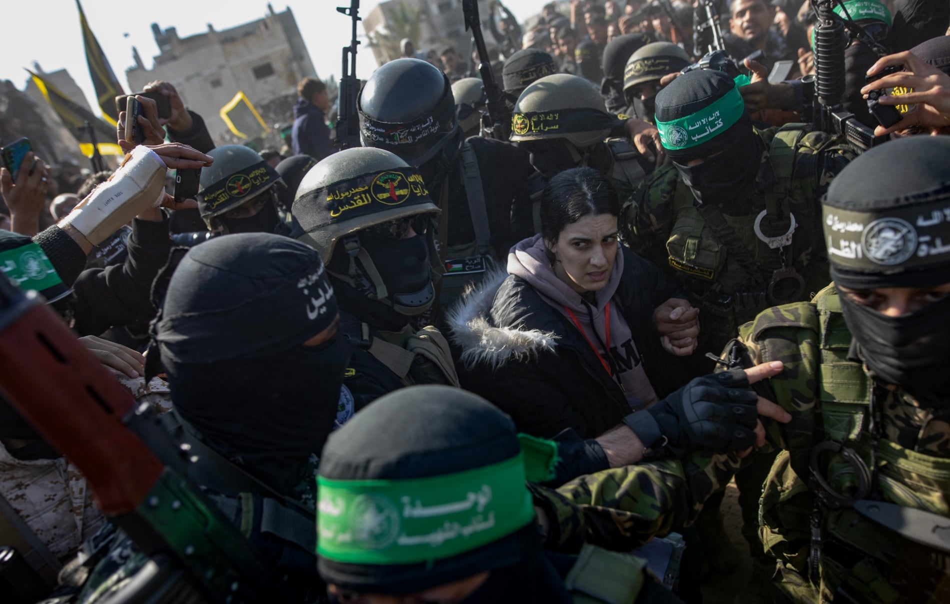 Γάζα: Η Χαμάς δεν παραδίδει τα όπλα - Δηλώνει πρόθυμη να τα «παγώσει ή αποθηκεύσει»
