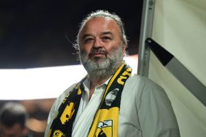 Ηλιόπουλος: Συμβολική δωρεά πάνω από 8.000 μπάλες για την Πανελλαδική Σχολική Σκυταλοδρομία