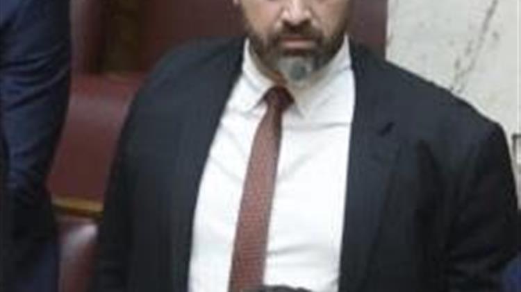 Μανούσος: Αδιανόητο σκάνδαλο με τη “φυλή Ρουμλουκίου”