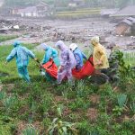 Φονικές πλημμύρες στην Ινδονησία – Στους 631 οι νεκροί