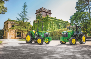 Τα τρακτέρ John Deere 5EN προσφέρουν ευέλικτη λύση για δενδροκαλλιέργειες