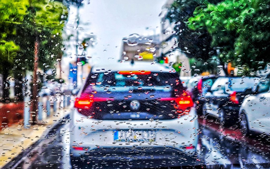 Βροχερός ο καιρός σε ορισμένες περιοχές