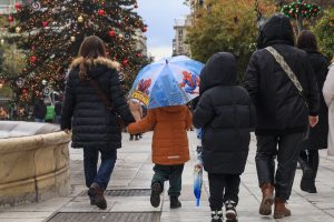 Καιρός: Συννεφιά στις περισσότερες περιοχές - Πού θα χρειαστεί ομπρέλα