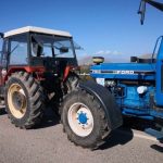 Αγρότες και κτηνοτρόφοι απέκλεισαν τον αυτοκινητόδρομο Αντιρρίου-Ιωαννίνων