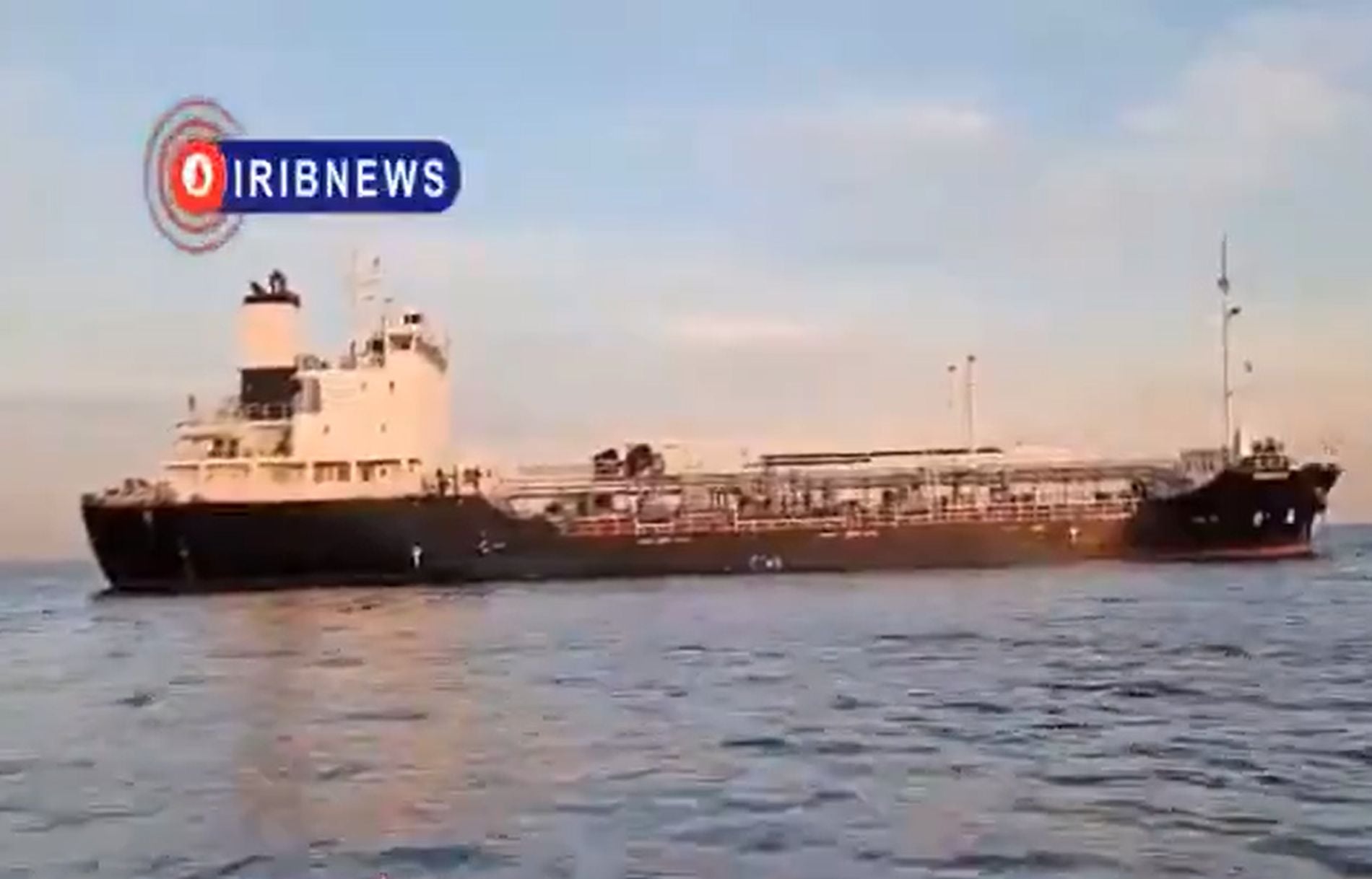 Ιρανικό ρεσάλτο σε τάνκερ στο νησί Κεσμ στο Στενό του Ορμούζ